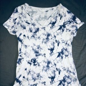 Short Sleeved Shirt, White w/ Blue Pattern